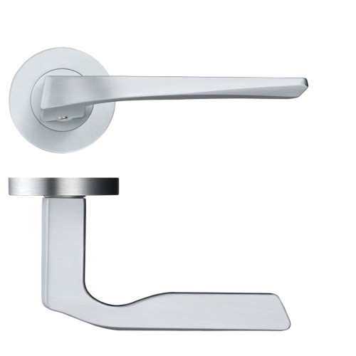 Lyra Lever on Round Rose - Satin Chrome